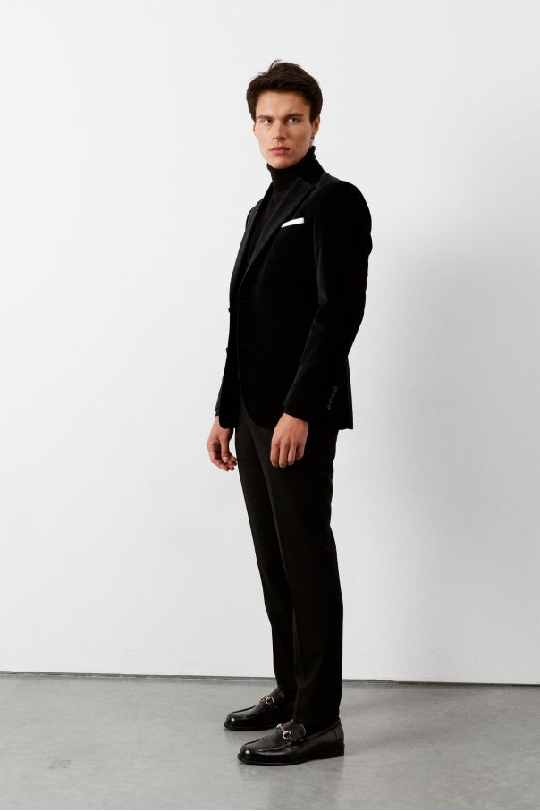 Пиджак мужской черный бархат, с накладными карманами