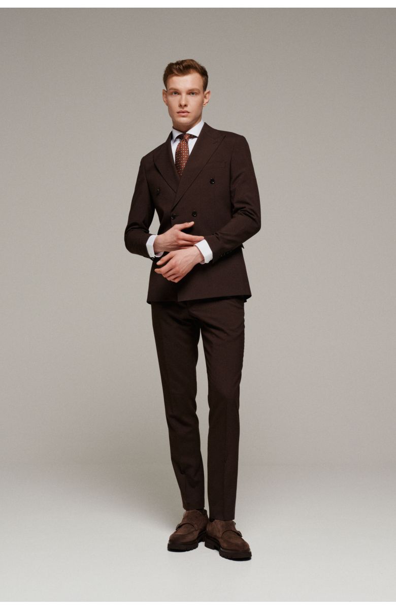 Комплект на свадьбу с коричневым двубортным костюмом (костюм, рубашка, туфли, галстук)