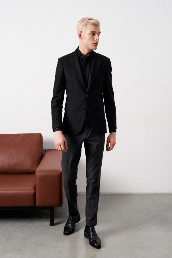 Пиджак мужской черный, с английскими лацканами