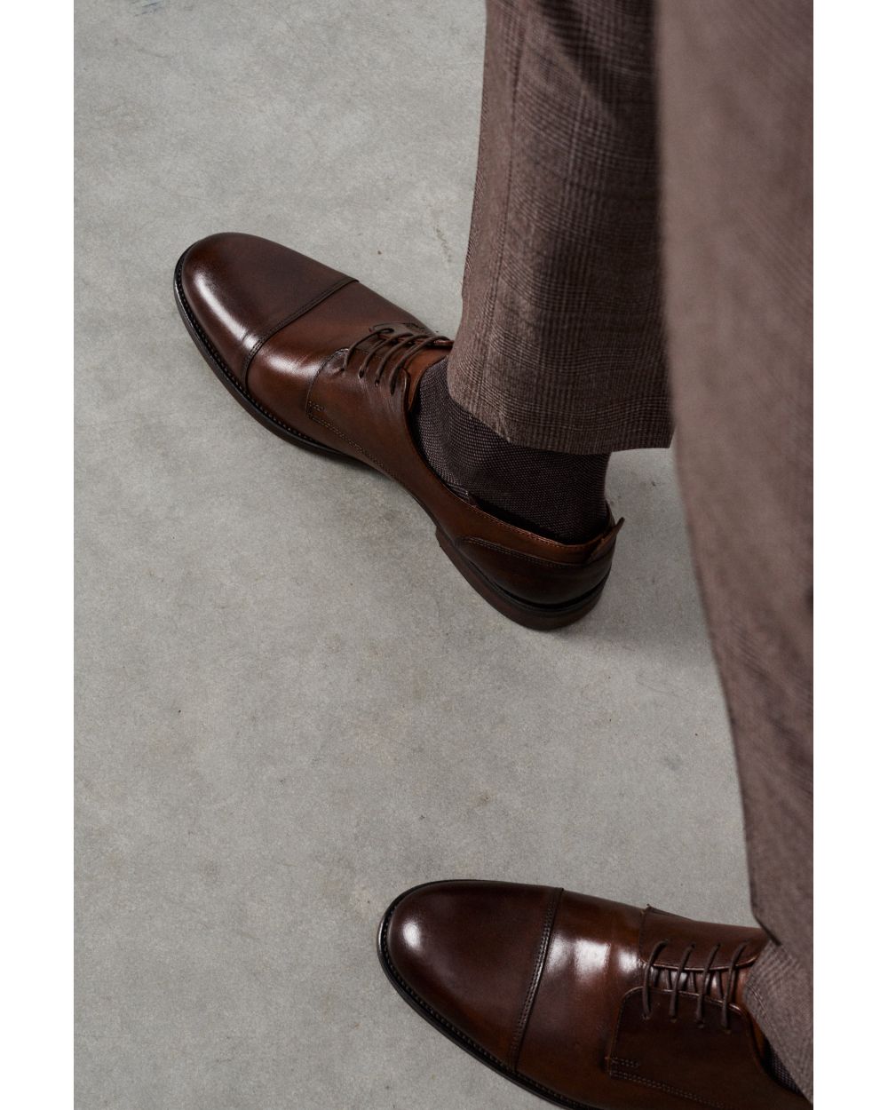 Туфли мужские дерби коричневые с отрезным мысом из гладкой кожи