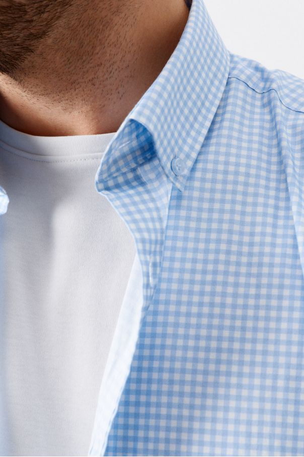 Рубашка мужская в бело-голубую клетку, классика воротник на пуговицах