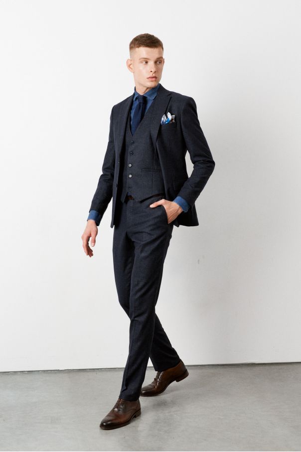 Костюм мужской темно-синий с серыми вкраплениями, тройка, Italian Virgin Wool