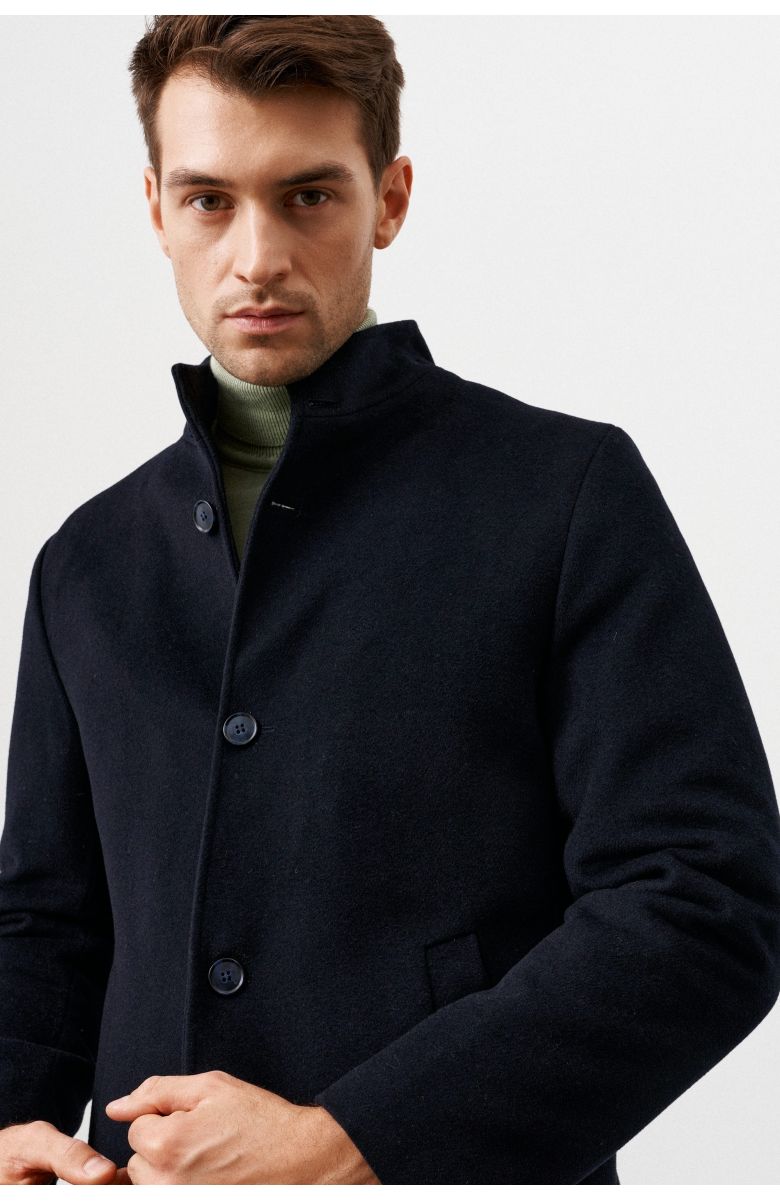 Пальто мужское утепленное, темно-синее, в диагональную фактуру, воротник стойка