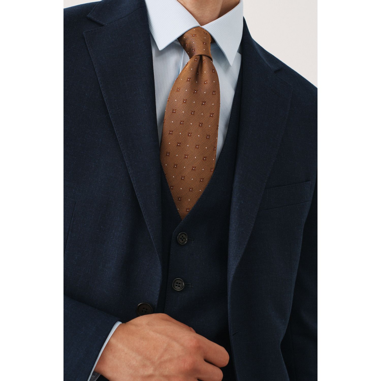 Галстук светло-коричневый в мелкий узор