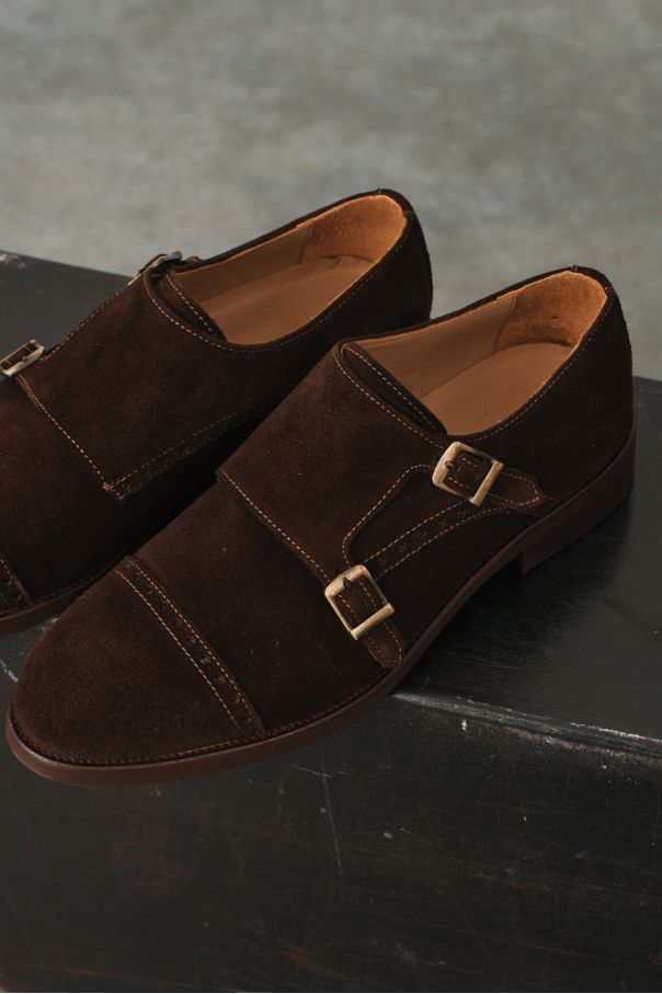 Туфли мужские дабл-монки коричневые, замшевые, с декоративным брогированием