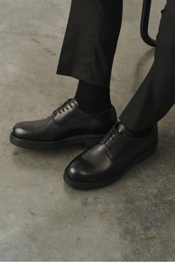 Туфли мужские дерби черные на высокой гладкой подошве