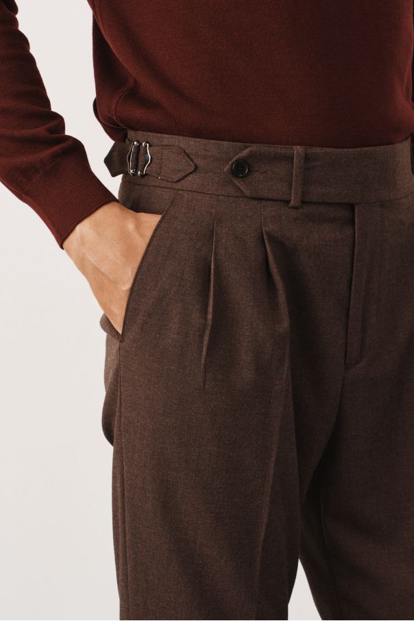 Брюки коричнево-бордовые с защипами из плотной ткани