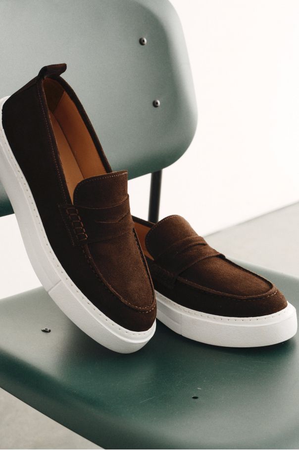 Пенни-лоферы коричневые из замши, слипоны (Slip-On Penny Loafer)