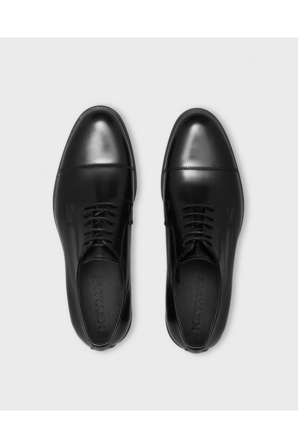 Туфли мужские дерби черные глянцевые, с отрезным мысом и декоративной строчкой