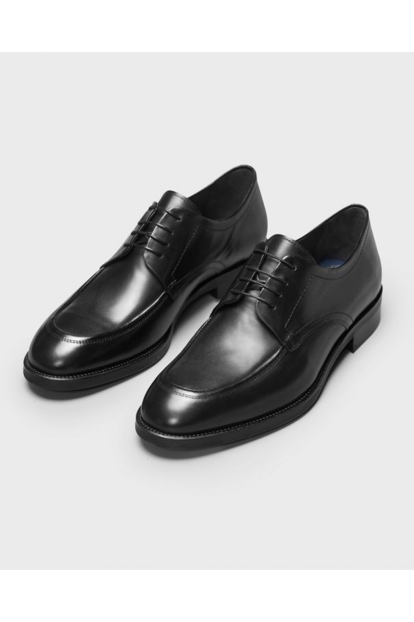 Туфли мужские дерби черные с полукруговым швом на мыске (moc toe)
