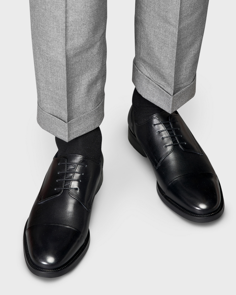 Туфли мужские дерби черные с отрезным мысом из гладкой кожи